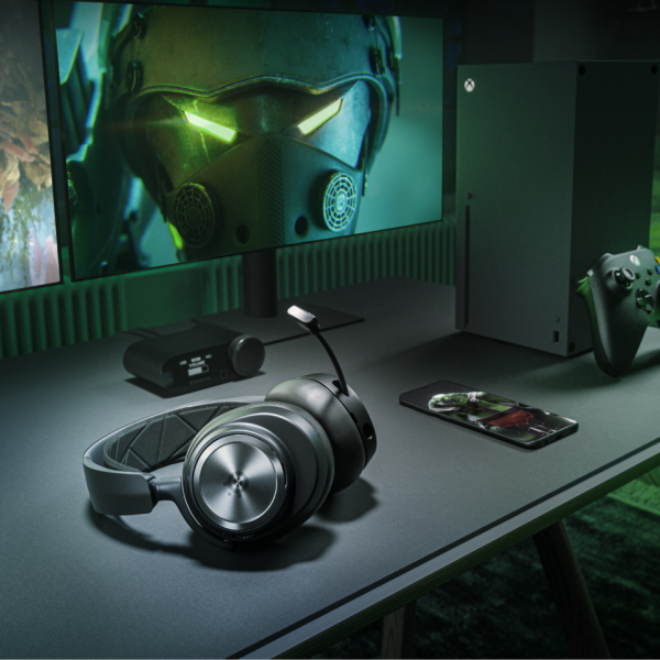 SteelSeries Arctis Nova Pro Wireless